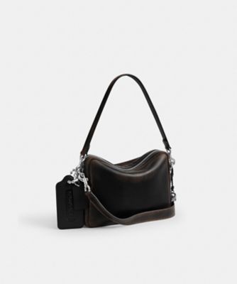 ダコタ クロスボディ バッグ・ラブド レザー・チャーム | COACH/コーチ